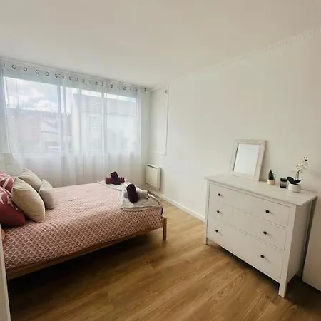 Le Cosy Au Coeur De Bretigny Apartment Exterior photo